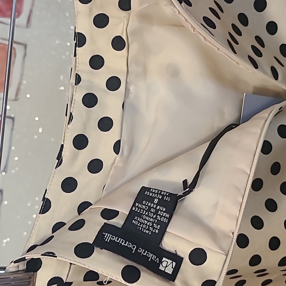 Valerie bertinelli polka dot skirt, with back zipper. - Picture 3 of 4
